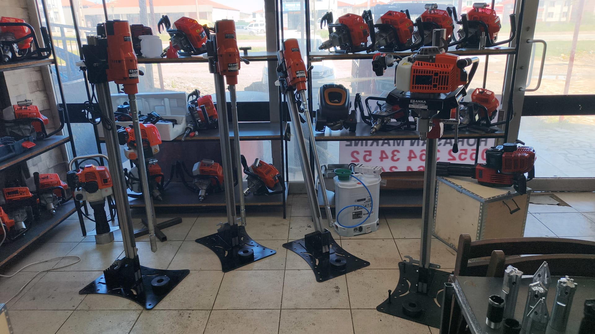 Elektirikli Açılı Ayaklı Sehpalı Profosyonel Makine